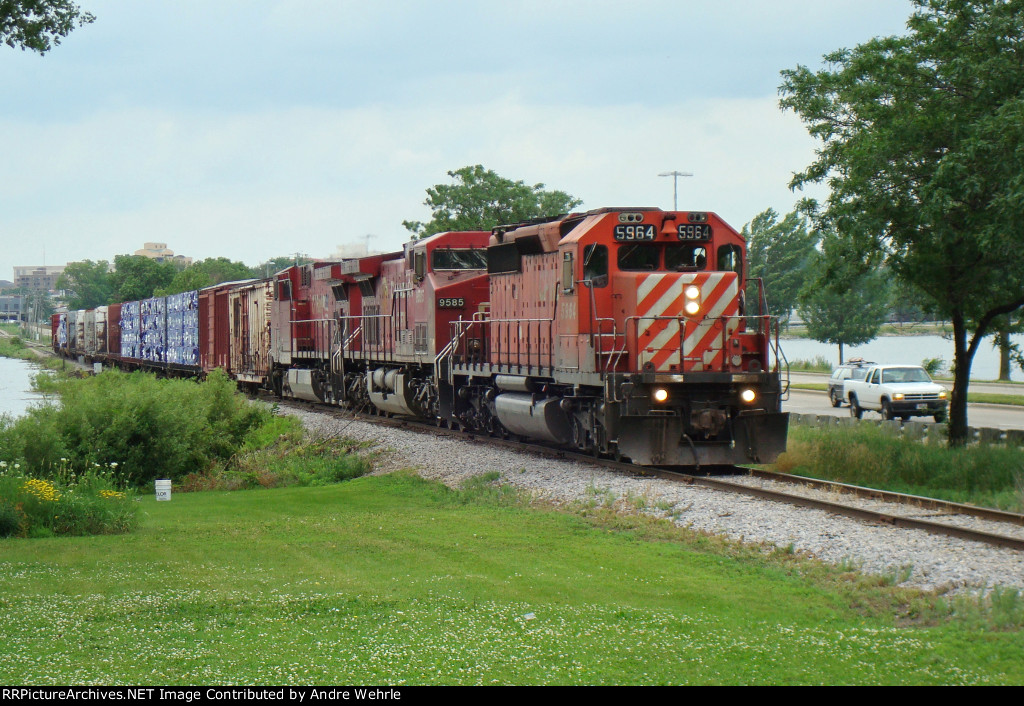 CP 5964 comes off the connector and enters the Madison Sub